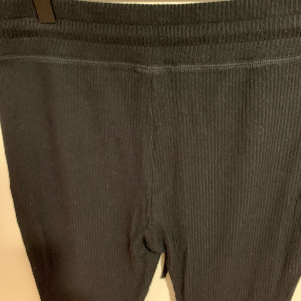NWOT Beyond Yoga Midi Jogger - Picture 4 of 6